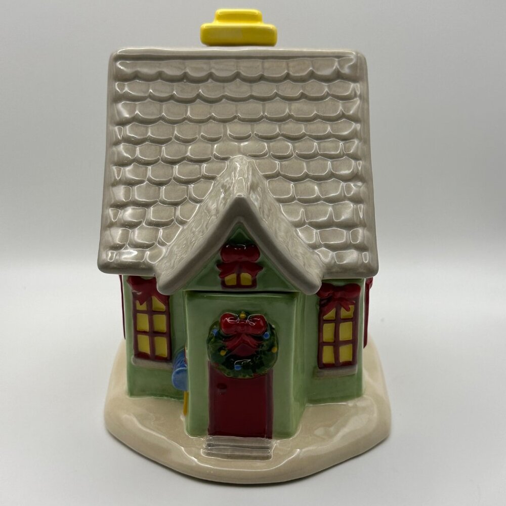 NEW IN BOX Temp-tations by Tara 8 oz Christmas Village House ceramic canister